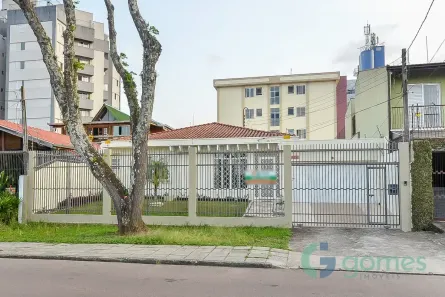 Casa com 3 Quartos para alugar, 190m² no Água Verde, Curitiba