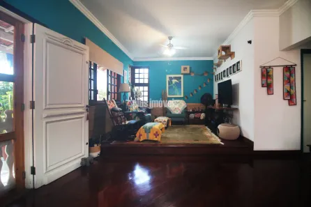 Sobrado com 4 Quartos à venda, 271m² no Jardim Petrópolis, São Paulo