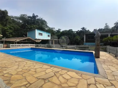 Fazenda/Sítio com 20 Quartos para alugar, 1000m² no Pirucaia, Mairiporã