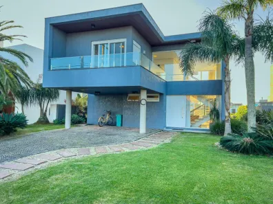 Casa de Condomínio com 4 Quartos à venda, 271m² no XANGRI-LÁ, Xangri-lá