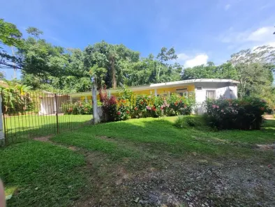 Fazenda/Sítio com 3 Quartos à venda, 850m² no Recanto Alpina, Santa Isabel