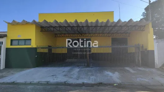 Galpão/Depósito/Armazém para alugar, 454m² no Presidente Roosevelt, Uberlândia