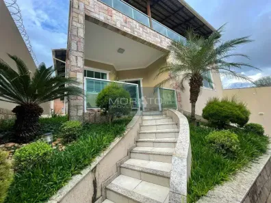 Casa com 4 Quartos à venda, 343m² no Cabral, Contagem