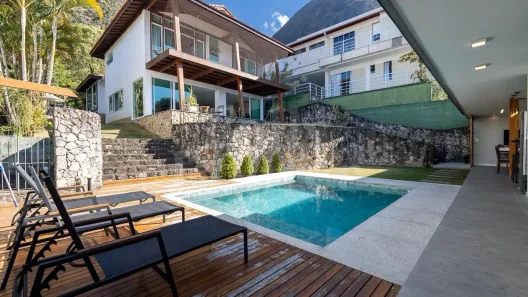 Casa com 3 Quartos à venda, 216m² no Prado, Nova Friburgo
