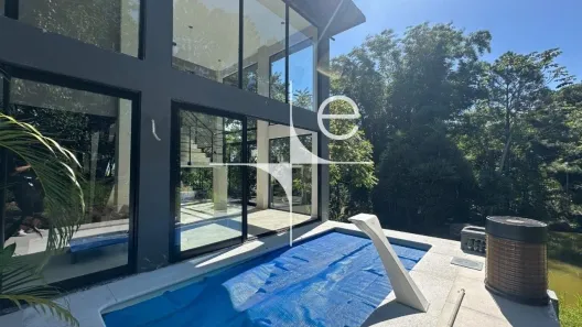 Casa de Condomínio com 3 Quartos para alugar, 360m² no Campeche, Florianópolis