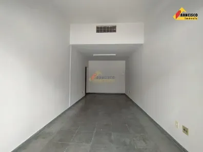 Ponto Comercial para alugar, 35m² no Centro, Divinópolis