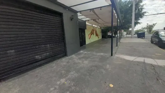 Ponto Comercial para alugar, 211m² no Jardim Emília, Sorocaba