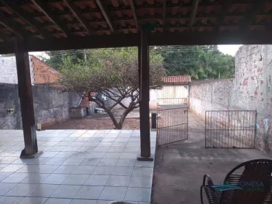 Casa com 2 Quartos à venda, 130m² no Parque Residencial Joaquim Toledo Piza, Londrina