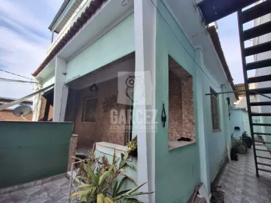 Casa de Condomínio com 4 Quartos à venda, 200m² no Vila Valqueire, Rio de Janeiro