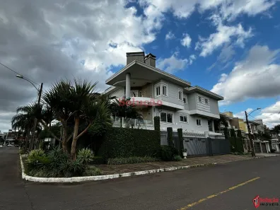 Sobrado com 3 Quartos à venda, 239m² no Marechal Rondon, Canoas