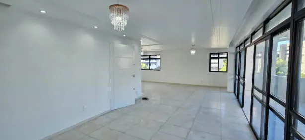 Apartamento com 3 Quartos para alugar, 190m² no Boa Viagem, Recife