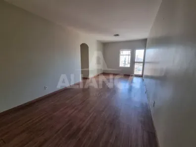 Apartamento com 3 Quartos para alugar, 90m² no Fundinho, Uberlândia