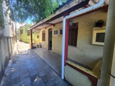 Casa com 1 Quarto à venda, 61m² no Centro, Nova Iguaçu