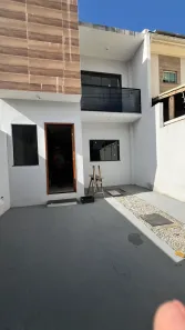Casa com 3 Quartos à venda, 130m² no Novo Horizonte, Macaé