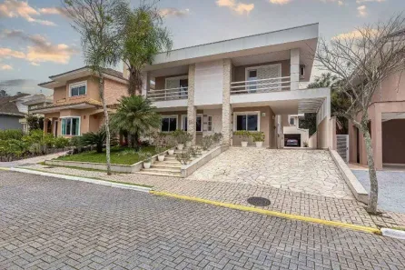 Casa de Condomínio com 4 Quartos à venda, 346m² no Campo Comprido, Curitiba