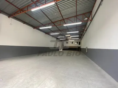 Galpão/Depósito/Armazém para alugar, 360m² no Jardim Bom Pastor, Santo André