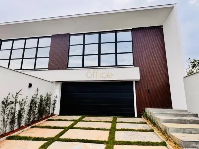 Sobrado com 3 Quartos à venda, 300m² no América, Joinville