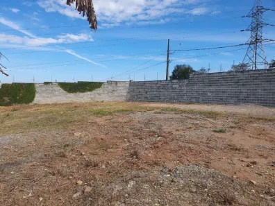 Lote/Terreno à venda, 750m² no Orleans, Curitiba