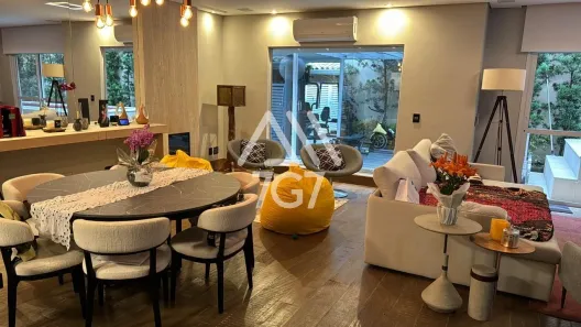 Casa de Condomínio com 4 Quartos à venda, 300m² no Jardim Vitória Régia, São Paulo