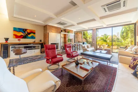 Casa de Condomínio com 4 Quartos à venda, 561m² no Três Figueiras, Porto Alegre