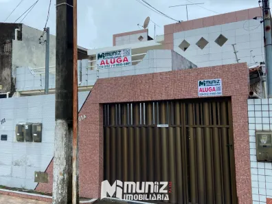 Casa com 2 Quartos para alugar, 180m² no Ponto Novo, Aracaju