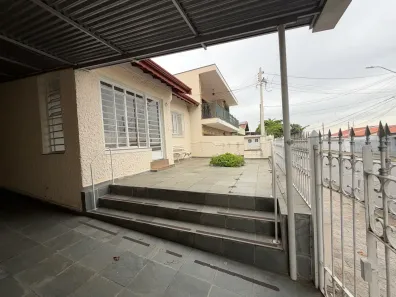 Casa com 2 Quartos à venda, 138m² no Jardim Leonor, Campinas