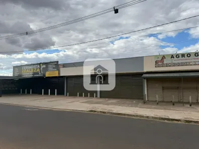 Ponto Comercial para alugar, 100m² no Panorama, Uberlândia