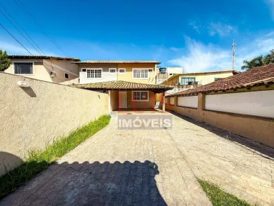 Casa com 3 Quartos para alugar, 110m² no Badu, Niterói