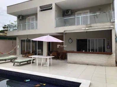Casa com 5 Quartos à venda, 390m² no Jardim Virgínia, Guarujá