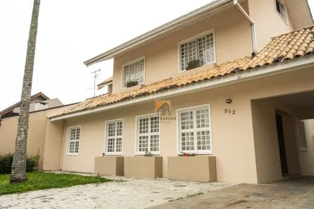 Sobrado com 3 Quartos à venda, 177m² no Cajuru, Curitiba