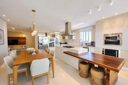 Apartamento com 4 Quartos para alugar, 163m² no Centro, Balneário Camboriú