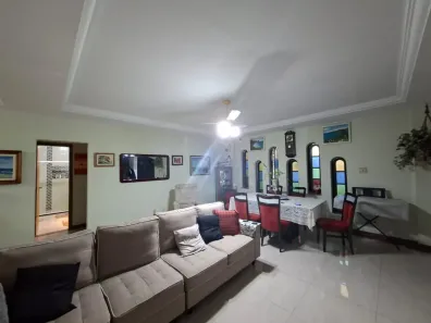 Casa com 5 Quartos à venda, 360m² no Centro, Cabo Frio