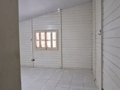 Casa com 1 Quarto para alugar, 10m² no Aruana, Aracaju