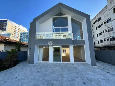 Casa com 6 Quartos à venda, 321m² no Alto, Teresópolis