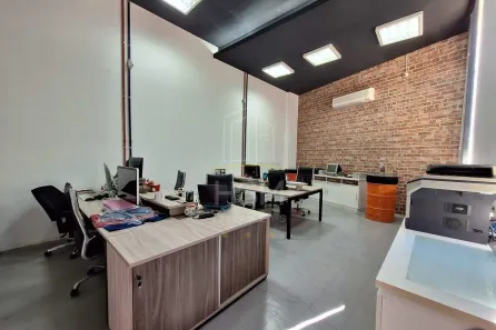 Casa com 4 Quartos para alugar, 320m² no Vila Scarpelli, Santo André