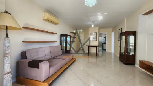 Apartamento com 3 Quartos para alugar, 133m² no Agronômica, Florianópolis