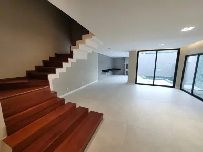 Casa com 4 Quartos à venda, 230m² no Mangueirão, Belém