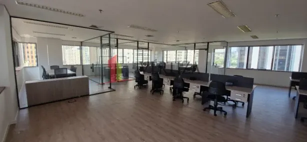 Sala Comercial para alugar, 259m² no Cidade Monções, São Paulo