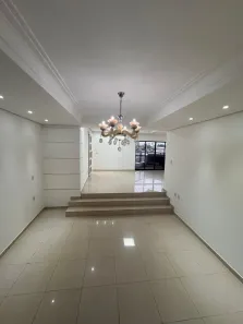 Apartamento com 4 Quartos para alugar, 248m² no Poção, Cuiabá