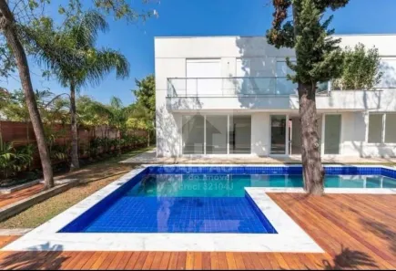 Sobrado com 4 Quartos à venda, 786m² no Parque Colonial, São Paulo