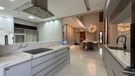 Casa de Condomínio com 3 Quartos para alugar, 270m² no Jardim São Gabriel, Jacareí