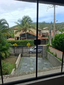 Casa de Condomínio com 4 Quartos para alugar, 180m² no Peró, Cabo Frio