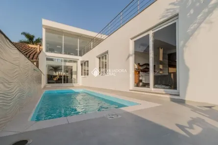 Casa com 3 Quartos à venda, 178m² no Chácara das Pedras, Porto Alegre