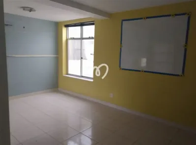 Casa com 3 Quartos para venda ou aluguel, 198m² no Barra da Tijuca, Rio de Janeiro