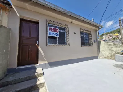 Casa com 2 Quartos à venda, 50m² no São Pedro, Teresópolis