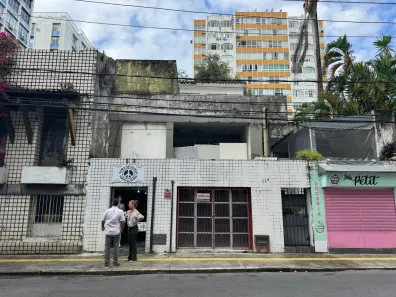 Lote/Terreno com 1 Quarto à venda, 424m² no Barra, Salvador