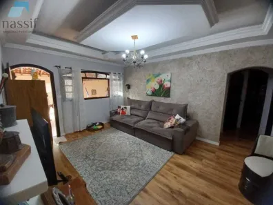 Casa com 3 Quartos à venda, 240m² no Jardim São Pedro, Mogi das Cruzes
