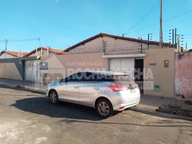 Casa com 2 Quartos para alugar, 103m² no Itaperu, Teresina