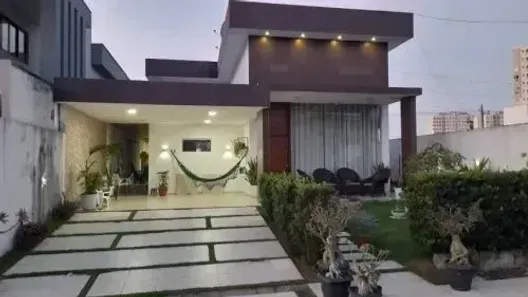 Casa de Condomínio com 4 Quartos à venda, 230m² no Antares, Maceió