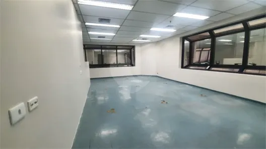 Sala Comercial à venda, 88m² no Água Branca, São Paulo